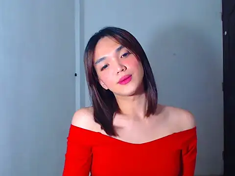 Snapshot of WONDERWOMAN2023 chatting on June 15, 5:45 pm WONDERWOMAN2023 online show from June 15, 5:45 pm