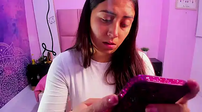 Snapshot of Alison_Jhones7 chatting on March 15, 11:19 am Alison Jhones7 online show from March 15, 11:19 am