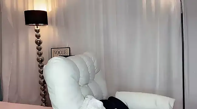 kk lele online show from March 3, 7:24 am