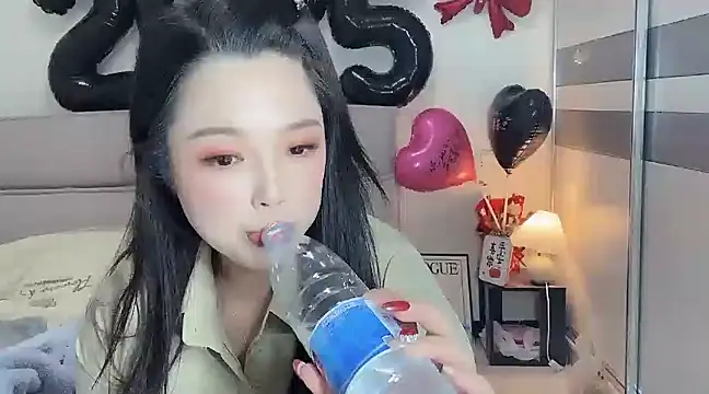 kk lele online show from February 19, 7:50 am