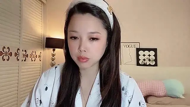 kk lele online show from May 7, 3:44 am