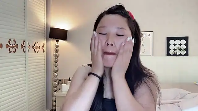 Snapshot of kk_lele chatting on June 18, 5:17 am kk lele online show from June 18, 5:17 am