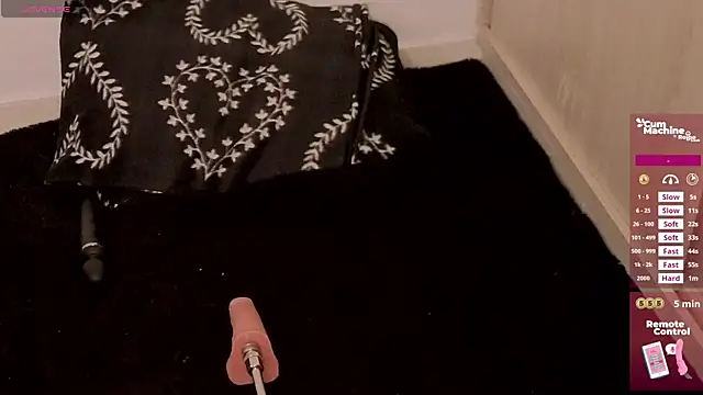 valery adams1 online show from April 8, 4:25 am