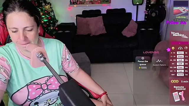 Snapshot of valery_adams1 chatting on November 22, 3:49 am valery adams1 online show from November 22, 3:49 am