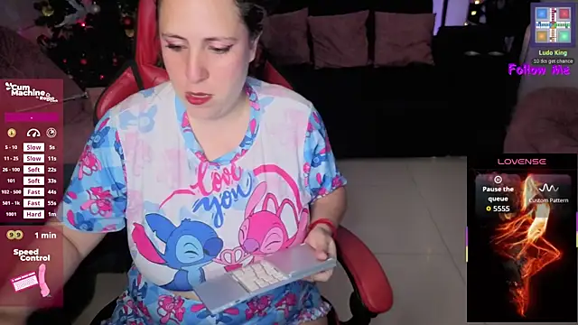 Snapshot of valery_adams1 chatting on November 19, 3:50 am valery adams1 online show from November 19, 3:50 am