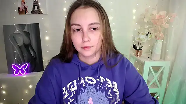 SweetPrincess  online show from April 17, 5:32 am