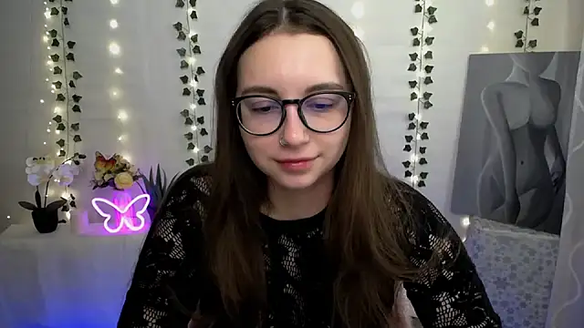 Snapshot of SweetPrincess_ chatting on March 10, 6:27 am SweetPrincess online show from March 10, 6:27 am