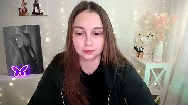 SweetPrincess  online show from April 15, 5:35 am