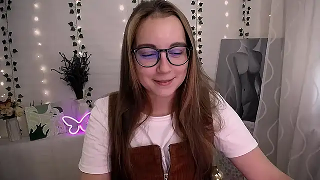 Snapshot of SweetPrincess_ chatting on September 17, 7:43 am SweetPrincess online show from September 17, 7:43 am