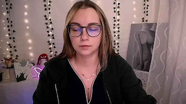 SweetPrincess  online show from October 22, 5:40 am