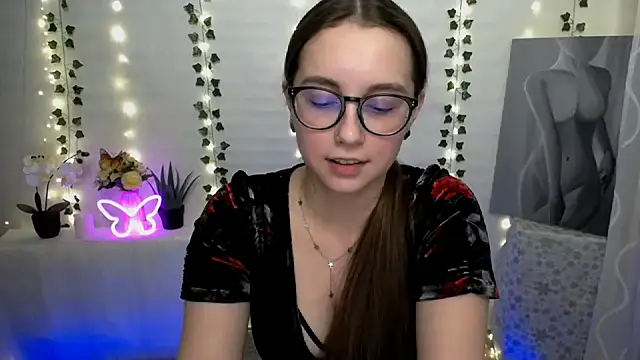 Snapshot of SweetPrincess_ chatting on March 13, 4:01 pm SweetPrincess online show from March 13, 4:01 pm