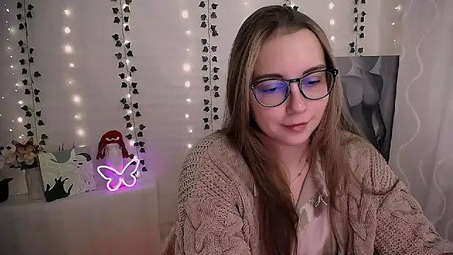 Snapshot of SweetPrincess_ chatting on October 4, 5:53 am SweetPrincess online show from October 4, 5:53 am