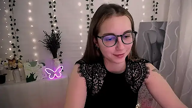 Snapshot of SweetPrincess_ chatting on September 22, 5:46 am SweetPrincess online show from September 22, 5:46 am