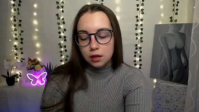 Snapshot of SweetPrincess_ chatting on March 4, 6:37 am SweetPrincess online show from March 4, 6:37 am