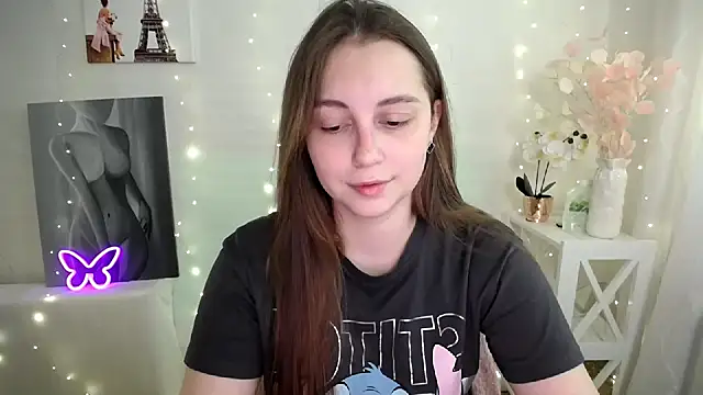 SweetPrincess  online show from May 6, 5:33 am