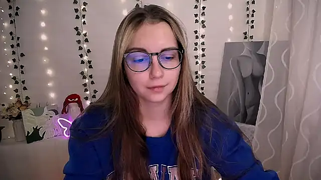 SweetPrincess  online show from October 23, 5:50 am