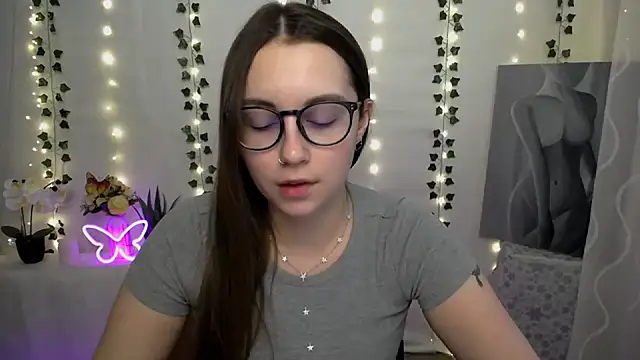 Snapshot of SweetPrincess_ chatting on February 25, 1:43 pm SweetPrincess online show from February 25, 1:43 pm
