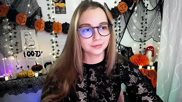 SweetPrincess  online show from November 3, 6:51 am