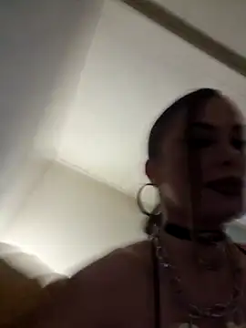 TamaraSavage online show from January 28, 9:51 am