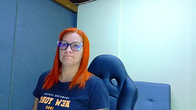 Britney taylor  online show from March 18, 8:10 pm