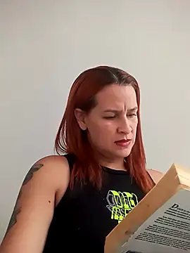 Snapshot of Britney_taylor_ chatting on November 13, 8:35 pm Britney taylor online show from November 13, 8:35 pm