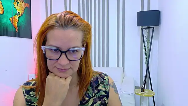 Snapshot of Britney_taylor_ chatting on October 22, 11:25 pm Britney taylor online show from October 22, 11:25 pm