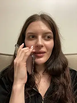 Snapshot of little_belucci chatting on March 6, 5:22 pm little belucci online show from March 6, 5:22 pm
