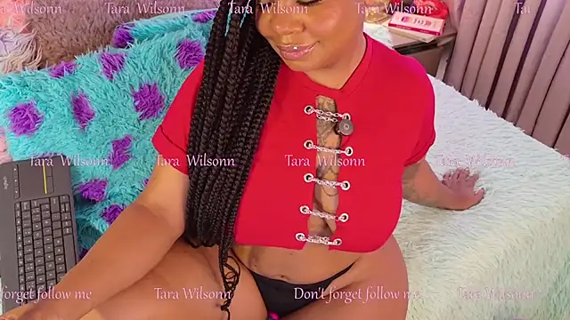tarawilsonn online show from April 10, 3:30 pm