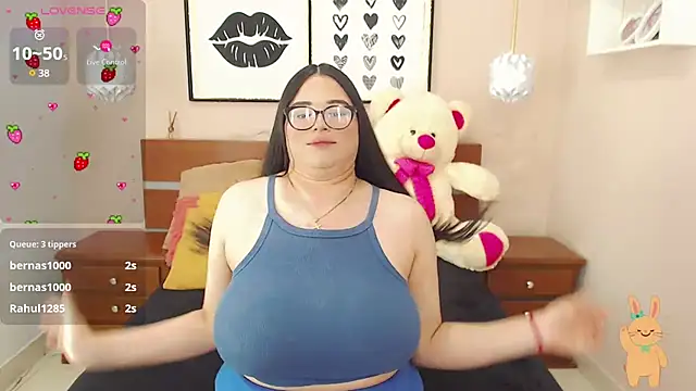 Snapshot of miss_linda_ chatting on January 29, 8:04 pm miss linda  online show from January 29, 8:04 pm