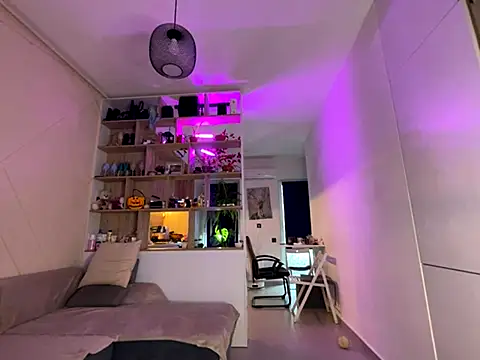  alleyesonme  online show from November 6, 12:42 pm