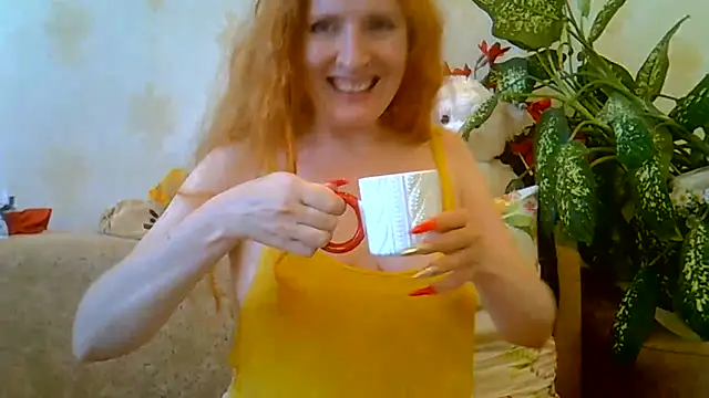 Snapshot of LexxNikki chatting on June 16, 10:26 am LexxNikki online show from June 16, 10:26 am