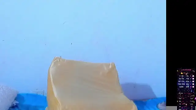 Snapshot of BBW_Michelle chatting on November 16, 2:49 am BBW Michelle online show from November 16, 2:49 am