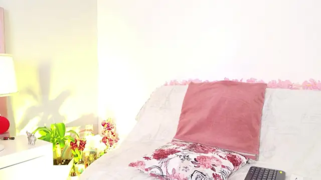 Anaa Bellaa online show from June 21, 1:06 pm