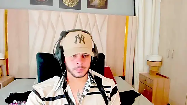 hottstuffx69 online show from November 6, 2:48 am