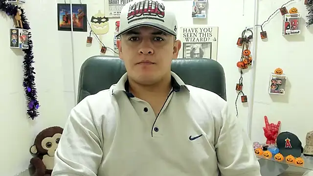 Snapshot of ney_22 chatting on October 17, 12:07 pm ney 22 online show from October 17, 12:07 pm