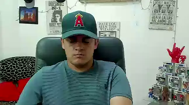 Snapshot of ney_22 chatting on February 25, 1:09 am ney 22 online show from February 25, 1:09 am