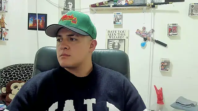 Snapshot of ney_22 chatting on September 9, 2:10 am ney 22 online show from September 9, 2:10 am