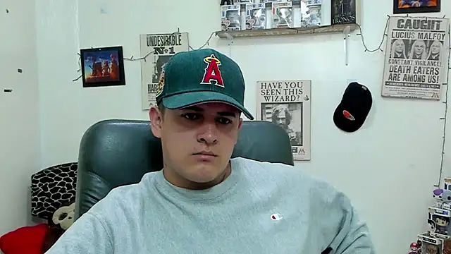 Snapshot of ney_22 chatting on February 12, 12:22 pm ney 22 online show from February 12, 12:22 pm