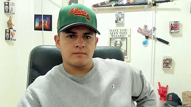 Snapshot of ney_22 chatting on October 7, 2:23 am ney 22 online show from October 7, 2:23 am
