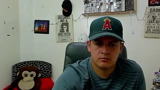 Snapshot of ney_22 chatting on February 20, 7:30 pm ney 22 online show from February 20, 7:30 pm