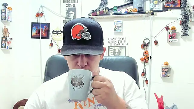 ney 22 online show from November 1, 11:15 am