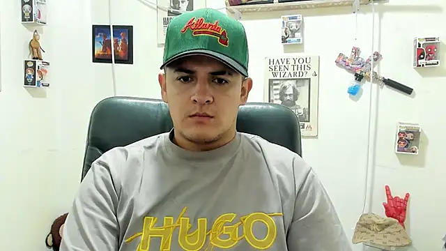 Snapshot of ney_22 chatting on October 2, 2:15 am ney 22 online show from October 2, 2:15 am