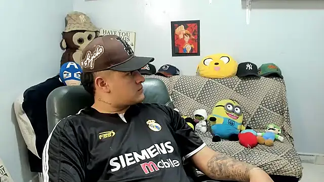 ney 22 online show from May 14, 6:49 pm