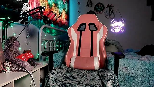 baebaeblueXXX online show from December 18, 7:50 pm