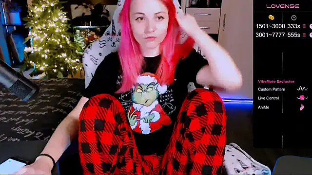 Snapshot of Elfo-s_dreams chatting on December 26, 3:59 am Elfo-s dreams online show from December 26, 3:59 am