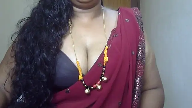 Snapshot of Nithya_forever chatting on October 10, 5:41 am Nithya forever online show from October 10, 5:41 am