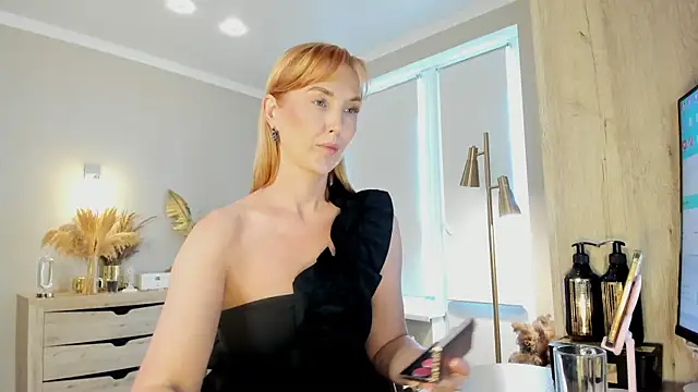HotyPlays online show from June 14, 1:23 pm