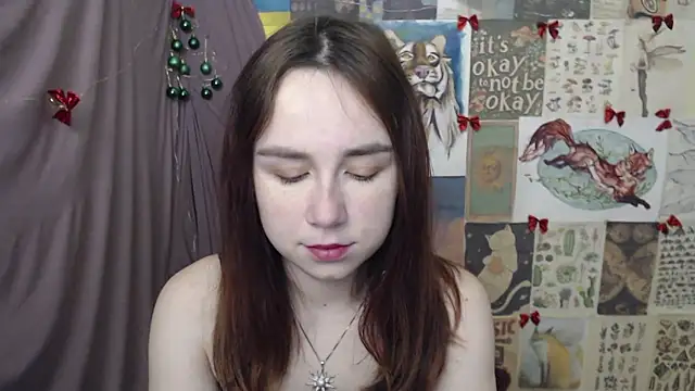 VeryVeryVeryShy  online show from January 10, 6:31 am