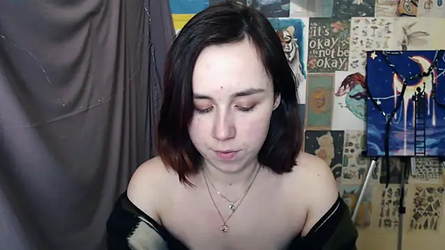 Snapshot of VeryVeryVeryShy_ chatting on February 11, 9:41 am VeryVeryVeryShy online show from February 11, 9:41 am