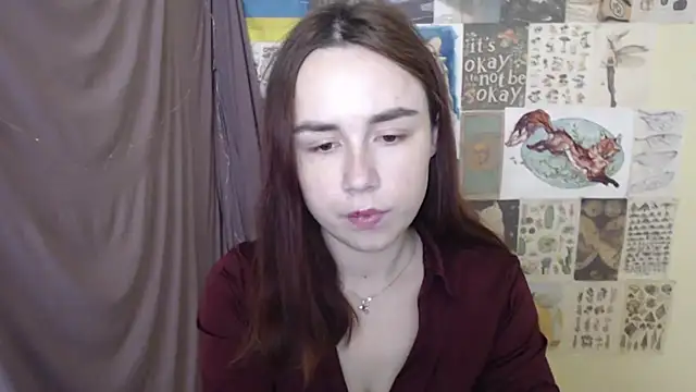 VeryVeryVeryShy  online show from December 4, 7:29 am